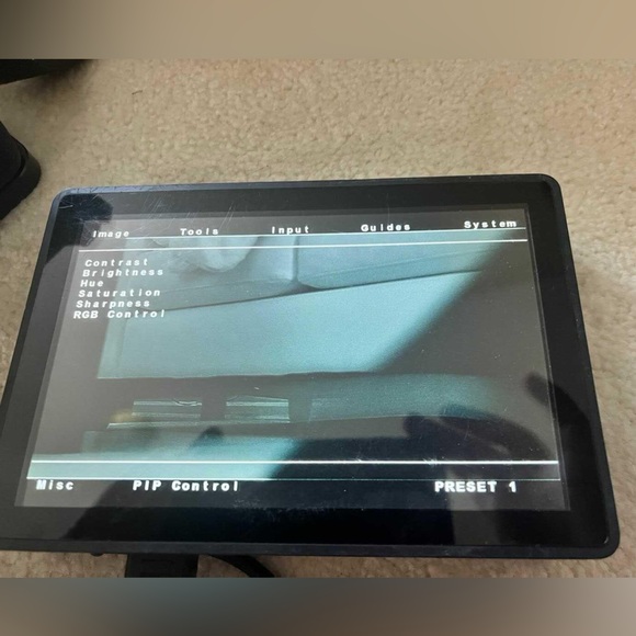 SmallHD AC7 On-Camera Monitor - Picture 4 of 6